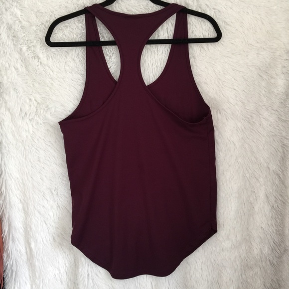 PINK Victoria’s Secret Graphic Active Tank… - Picture 4 of 5